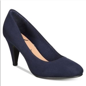 American Rag Felix Closed Toe Classic Pump Heels Navy Blue